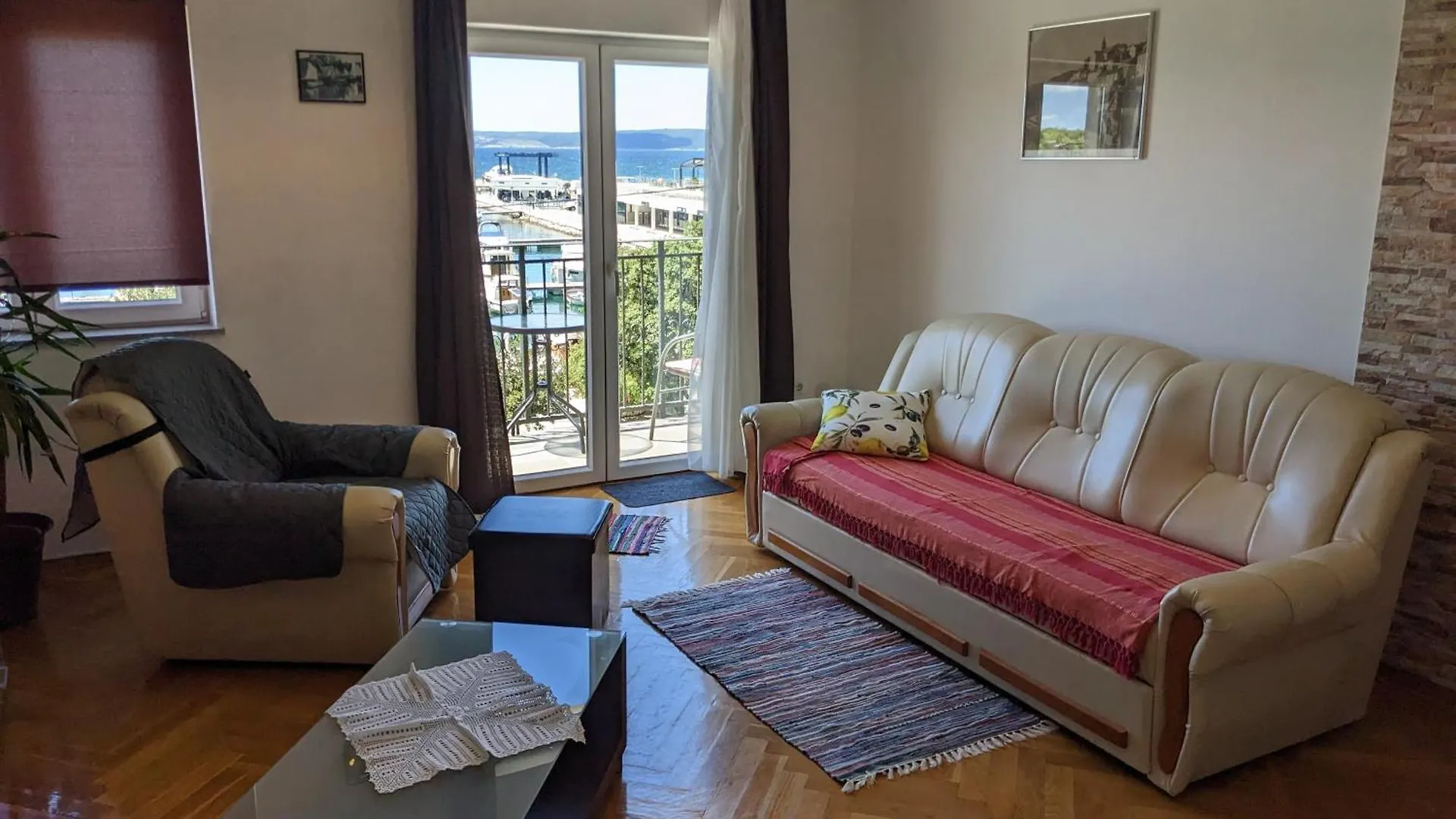Apartments Monika Novi Vinodolski