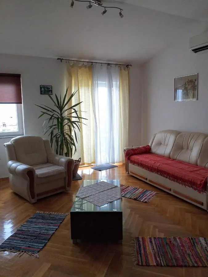 Apartments Monika نوفي فينودولسكي كرواتيا
