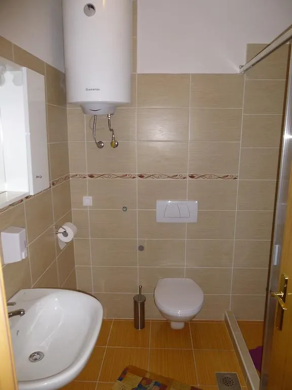 Apartments Monika نوفي فينودولسكي 0*,  كرواتيا