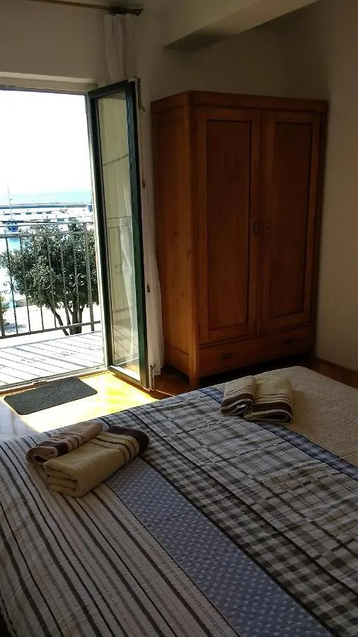 Apartments Monika نوفي فينودولسكي 0*,  كرواتيا